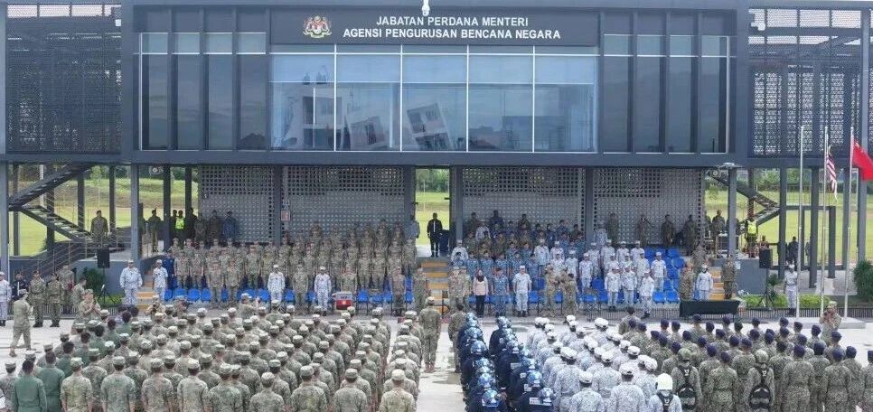 “和平友谊-2025”联合演习闭幕 “和平友谊-2025”联合演习闭幕_fororder_830fe655a801b4a7d4958badf4f502ae