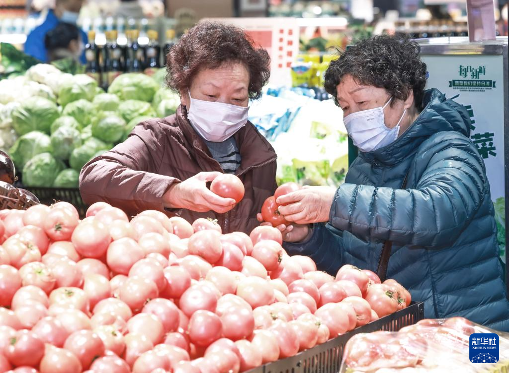 11月份中国CPI同比上涨0.7% 11月份中国CPI同比上涨0.7%