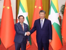 习近平同缅甸总统敏昂莱会谈 习近平同缅甸总统敏昂莱会谈