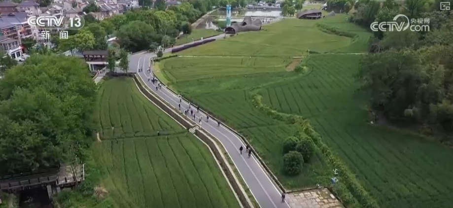 1623.9亿元、263.2万亿元、506亿人次,活跃!“数”看中国经济三季报 1623.9亿元、263.2万亿元、506亿人次,活跃!“数”看中国经济三季报