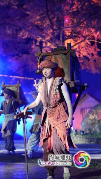 《新·梦境光雾山》大型实景演出现场(摄影 王毅)