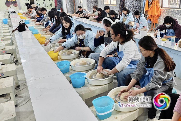 感受同根同源中华文化的深度之旅——全国台联第三十二届台胞青年冬令营侧记_fororder_3