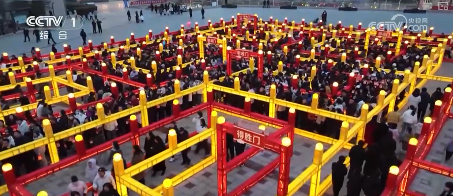 传统民俗闹元宵、多彩非遗庆团圆 古韵国风洋溢马年新春装点节日中国