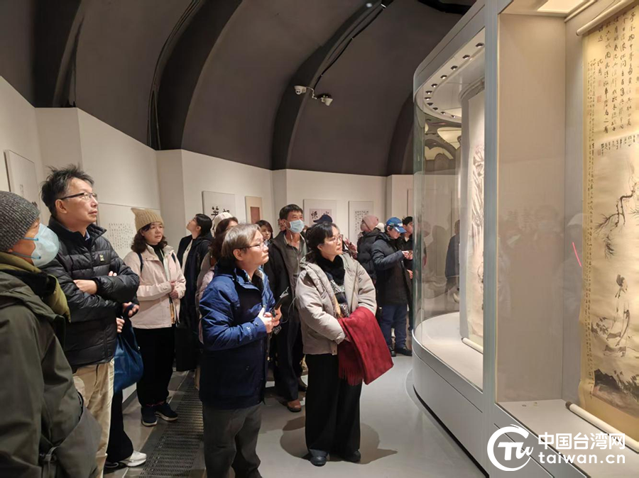 台湾高校师生四川交流团走进内江 台湾高校师生四川交流团走进内江