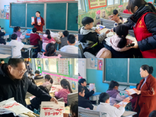 周口市淮阳区举办纪念台湾光复80周年主题手抄报颁奖仪式