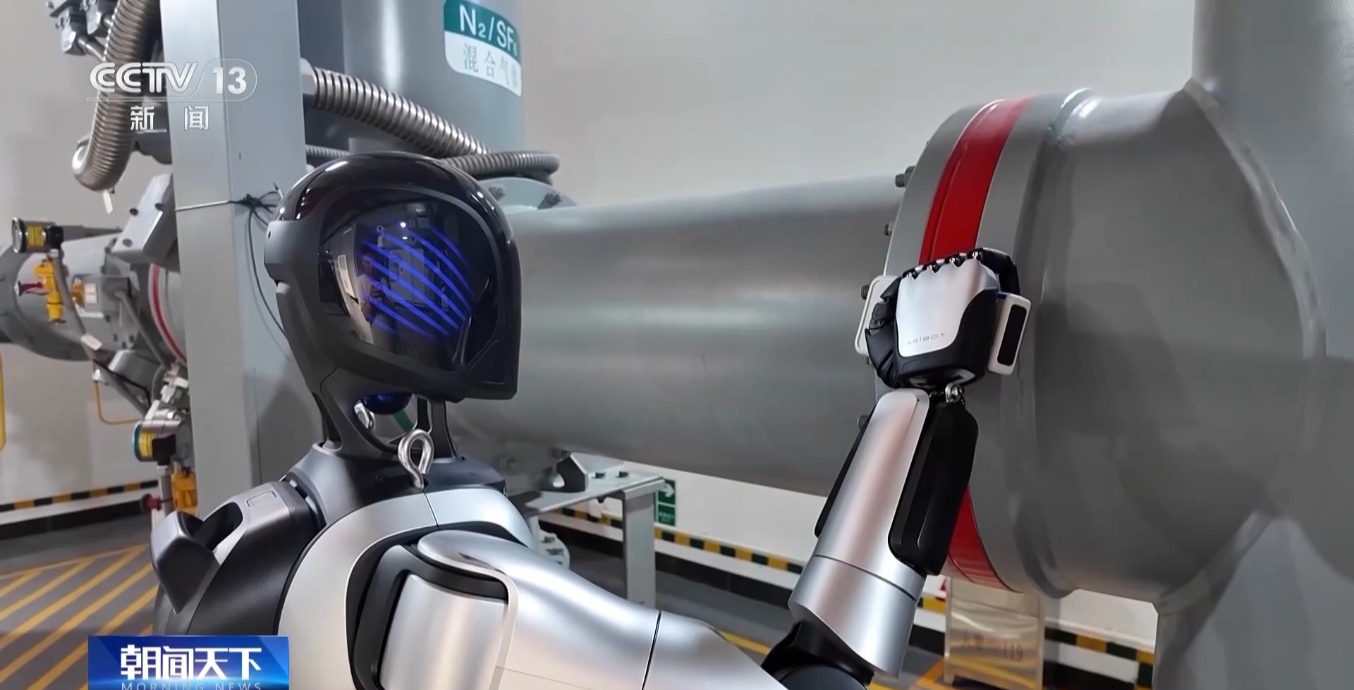 从“会跳舞”到“能上岗” 具身智能正加速走进现实 从“会跳舞”到“能上岗” 具身智能正加速走进现实