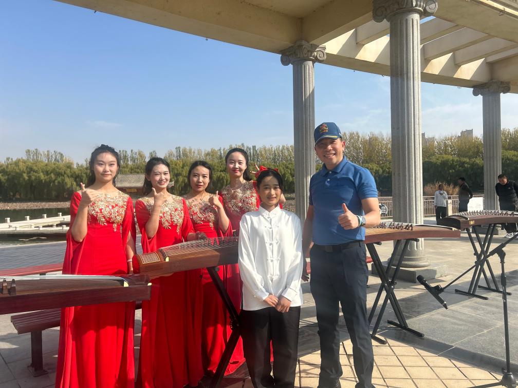 泰国留学生:在中国求学是件幸福的事 泰国留学生:在中国求学是件幸福的事