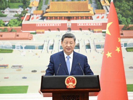 习近平接受外国新任驻华大使递交国书