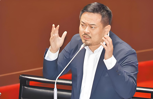 台当局将开放印度劳工引岛内民意炸锅,“青鸟”诬指是国民党所主张,被事实无情打脸 台当局将开放印度劳工引岛内民意炸锅,“青鸟”诬指是国民党所主张,被事实无情打脸