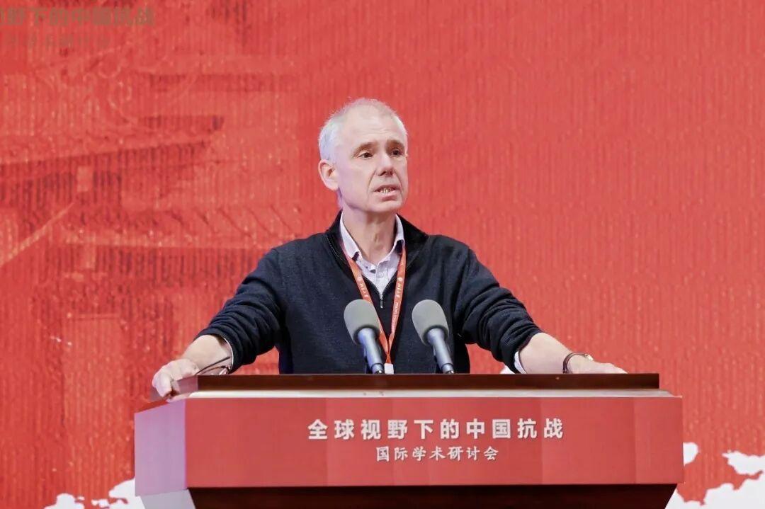 近百位中外学者齐聚北大 共话“全球视野下的中国抗战” 近百位中外学者齐聚北大 共话“全球视野下的中国抗战”