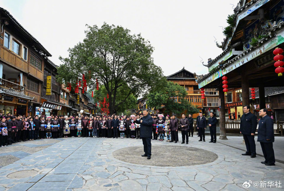 习近平：民族的特色，很古朴也很时尚