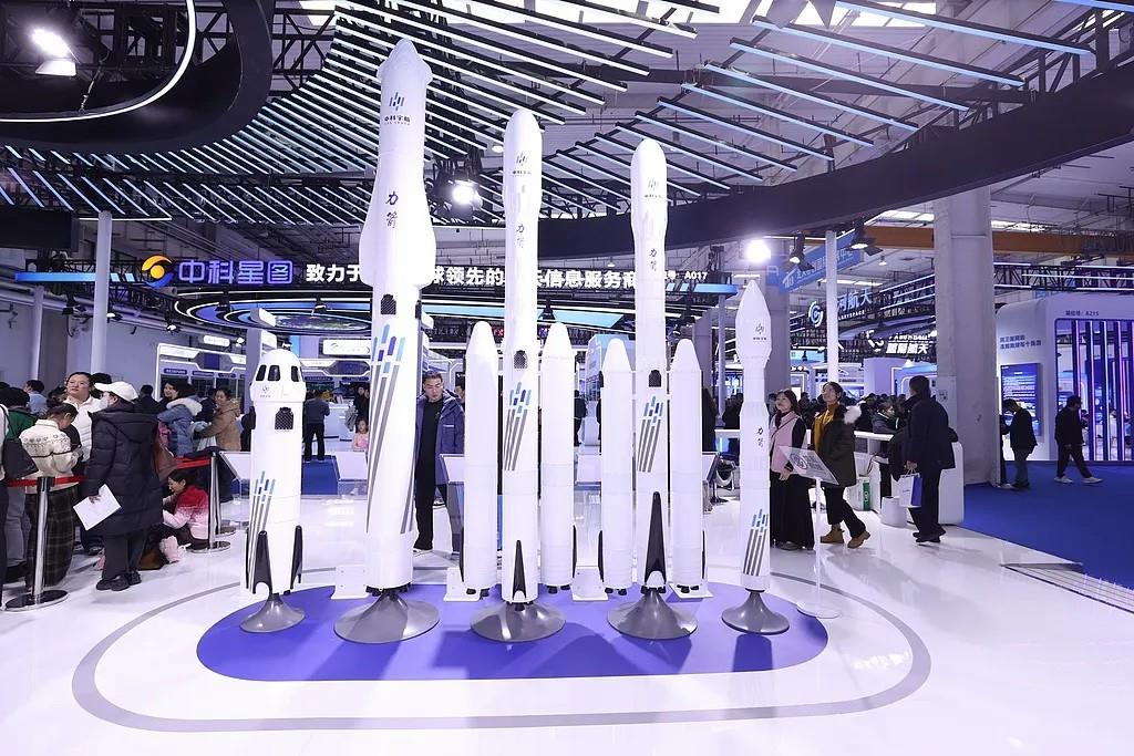 地方两会陆续召开,“十五五”开局之年各地准备怎么干? 地方两会陆续召开,“十五五”开局之年各地准备怎么干?