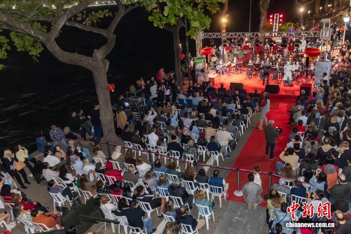 中巴友谊乐章奏响里约 中巴友谊乐章奏响里约