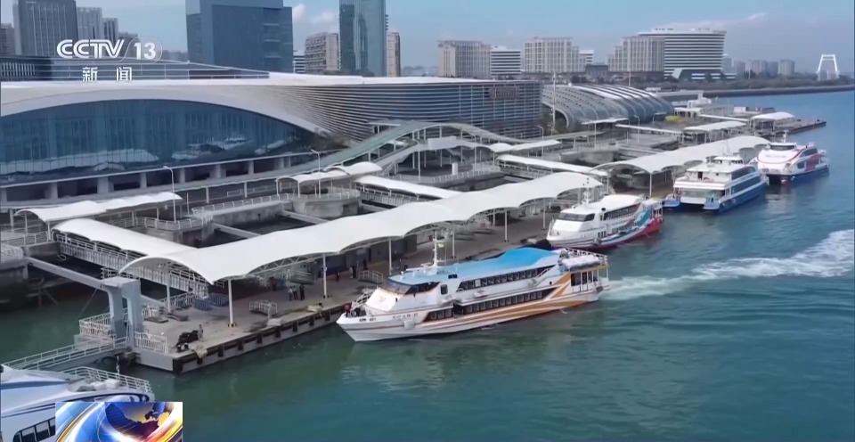 厦金“小三通”客运航线迎台胞返乡祭祖高峰