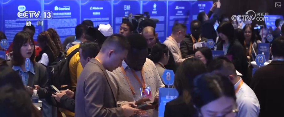 多维度“数”看“进博魅力” 透过亮眼“成绩单”感知中国经济蓬勃“脉动”