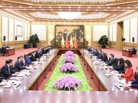 李强同西班牙首相桑切斯会谈 李强同西班牙首相桑切斯会谈