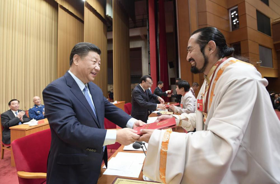 彩云之南，习总书记牵挂这里的各族群众