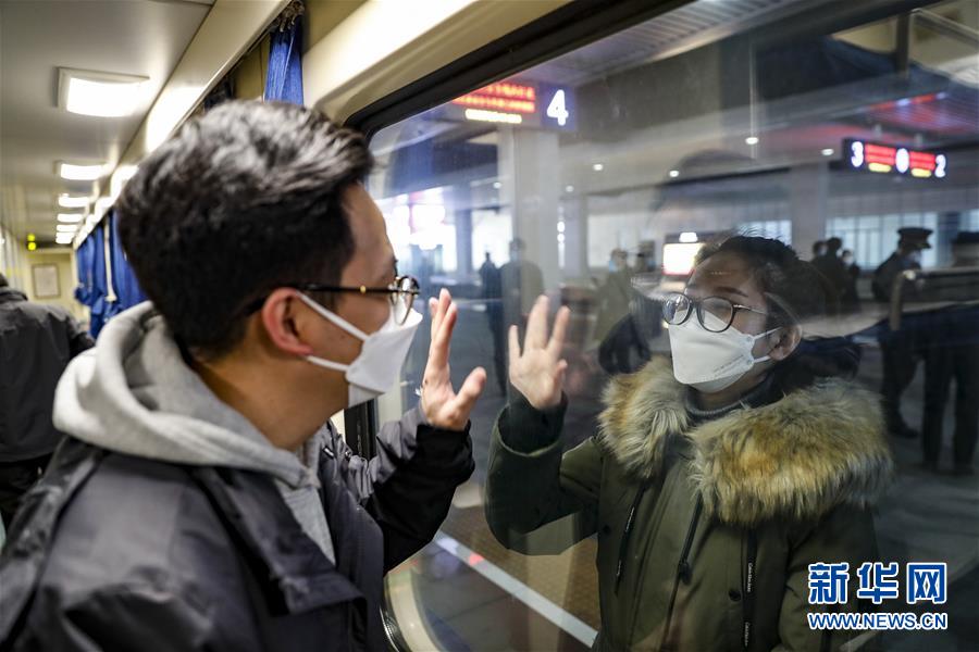 “当我们摘下口罩，看到彼此胜利的微笑”——重庆对口支援孝感市抗击疫情纪实