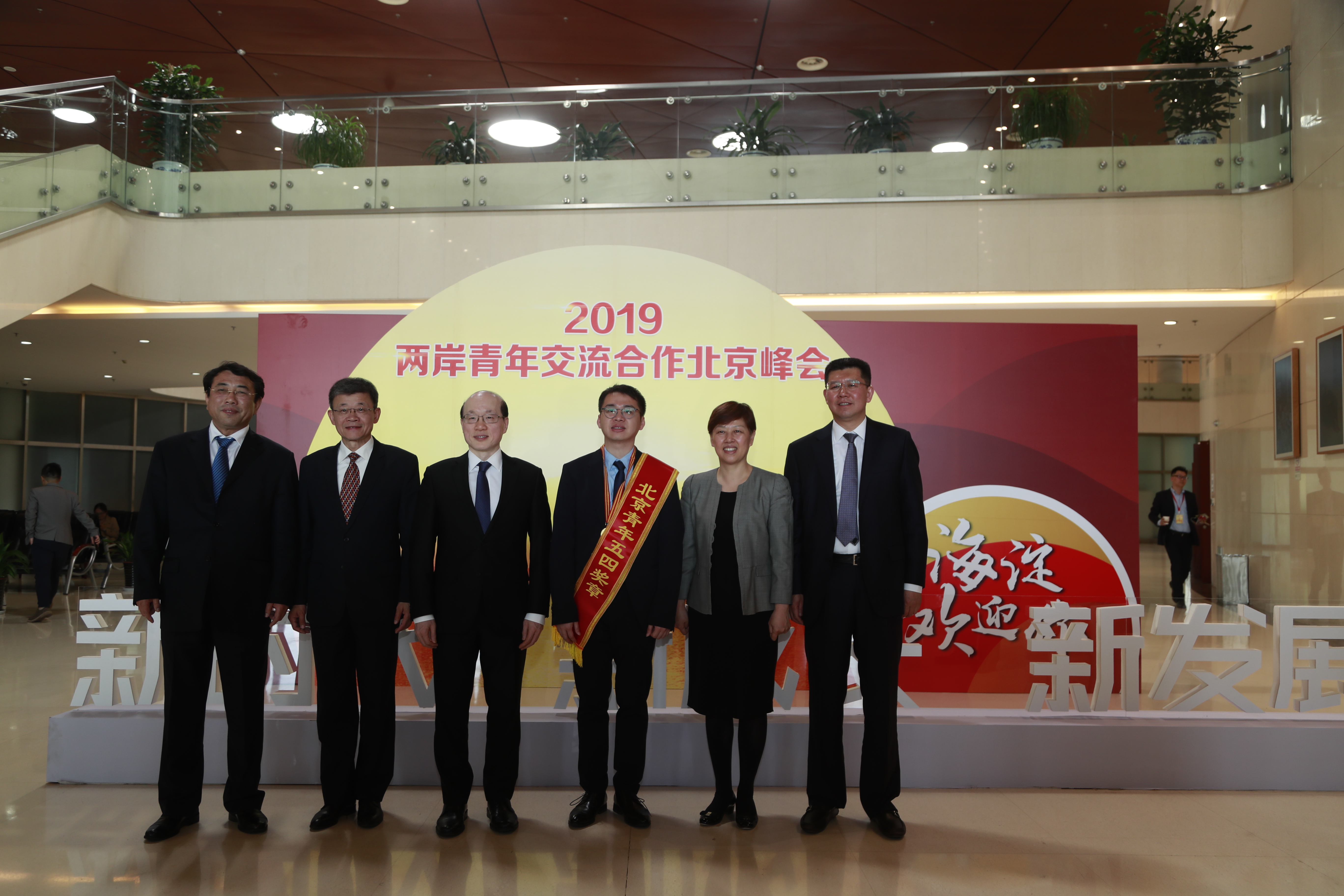 图片默认标题_fororder_郑博宇