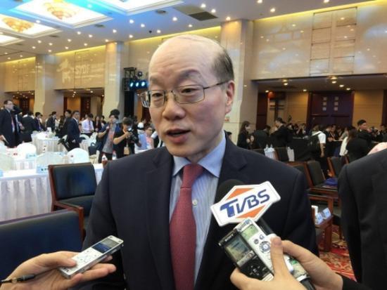 图片默认标题_fororder_刘结一接受采访 图自台媒