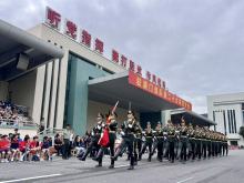 解放军驻澳门部队举行第二十次军营开放活动