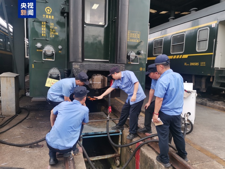 中越国际旅客列车5月25日起恢复开行 今天18时开始售票_fororder_IMG_1361