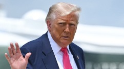 特朗普称与印尼达成协议 宣布对其征收19%关税
