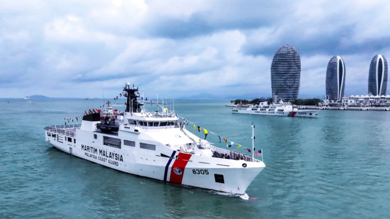 马来西亚海事执法局舰船首次到访中国_fororder_db5a41f8ddbc634df23d5e281de6b5a1
