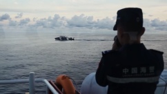 中国海警位中国黄岩岛领海及周边区域执法巡查_fororder_IMG_2757