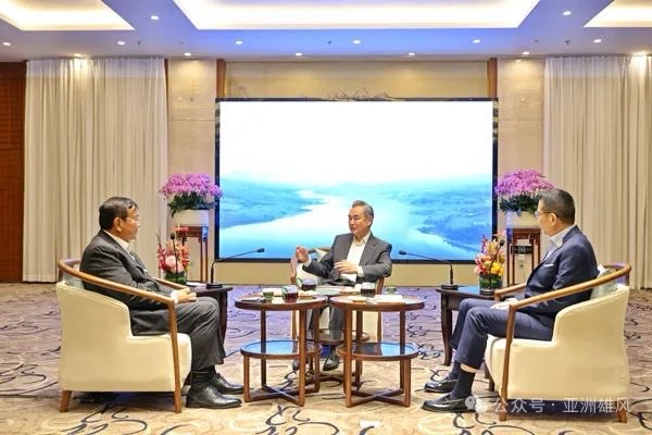 中柬泰三国外长在安宁茶叙_fororder_IMG_4938