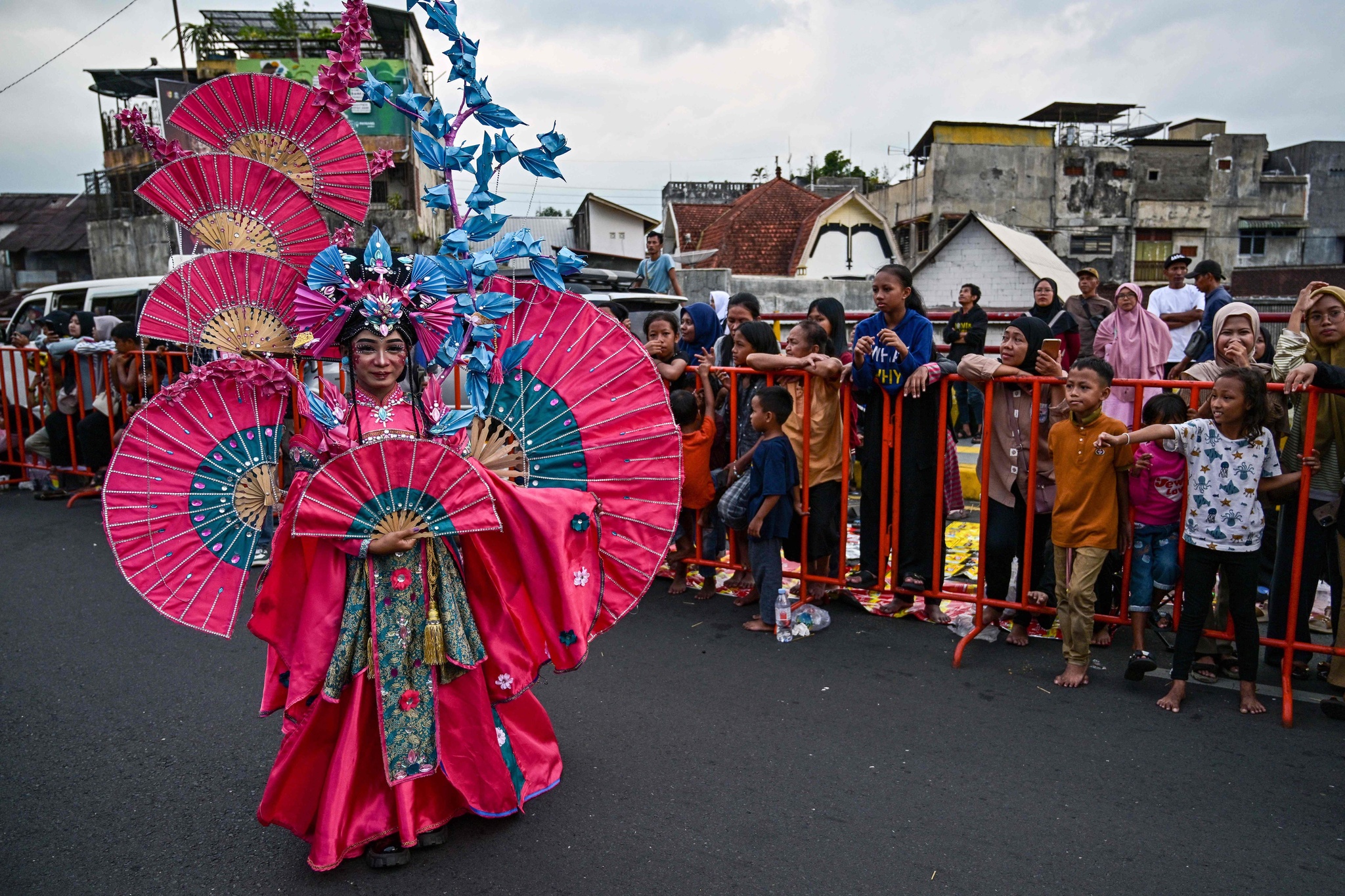 Indonesia’s Jember Fashion Carnival: A Runway Like No Other_fororder_VCG111584253887