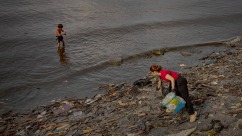 Coastline in Peril: Hundreds of Fishermen Join Coastal Cleanup in the Philippines