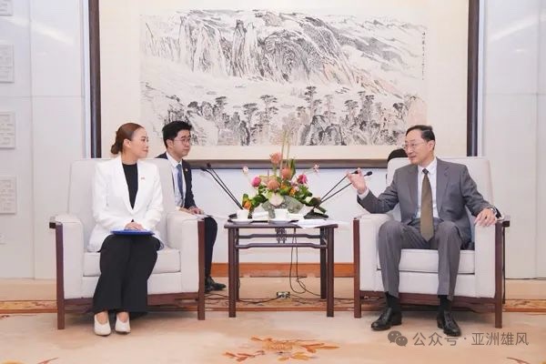 外交部副部长孙卫东会见泰国国会下议院外事委员会代表团_fororder_IMG_1359