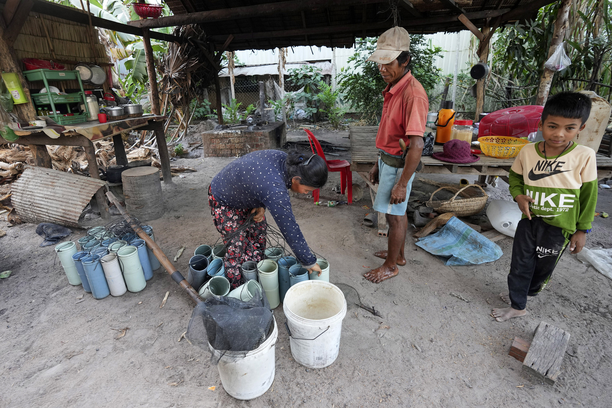 Cambodia: Brewing Palm Sugar, Brewing Life_fororder_VCG111485890481