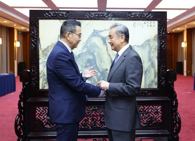 王毅会见泰国外长玛里_fororder_IMG_4924