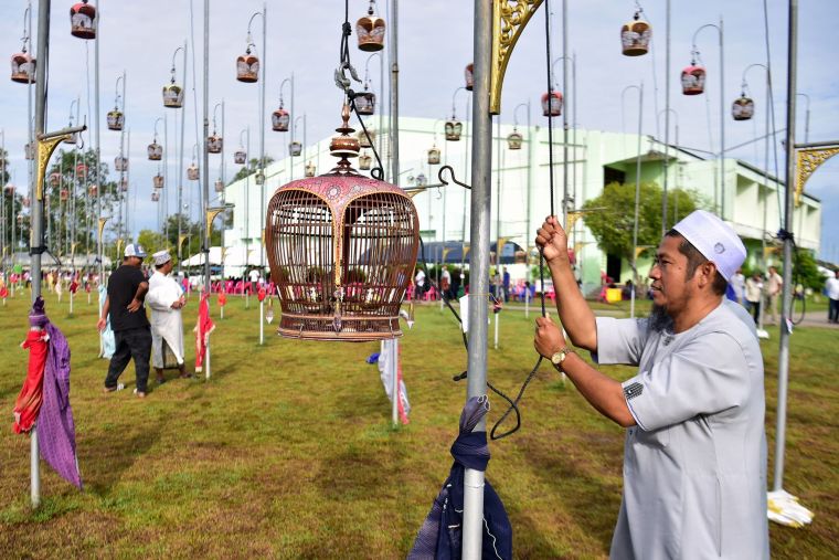Singing Showdown: Thailand Hosts Annual Bird Singing Contest_fororder_VCG111591003347