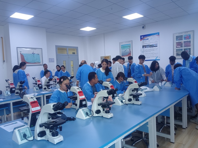 耕海牧渔 共创未来——多国学子探寻绿色渔业“中国方案”_fororder_微信图片_20250701170038