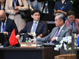 王毅出席第32届东盟地区论坛外长会