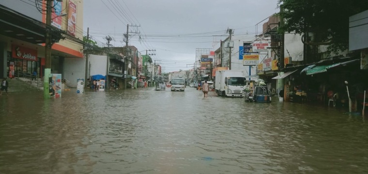 台风“韦帕”致菲律宾超126万人受灾 多地发布最高级别暴雨预警_fororder_IMG_4337