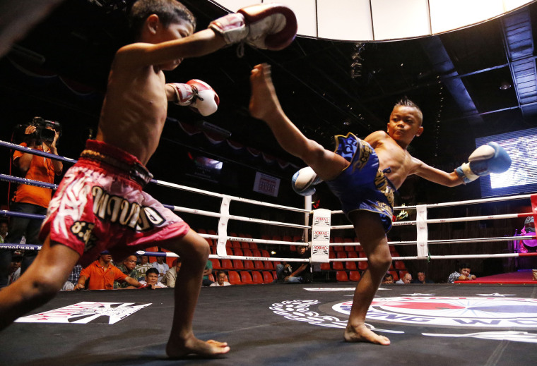 芭提雅儿童泰拳 伙伴上阵终成对手_fororder_VCG11447416947