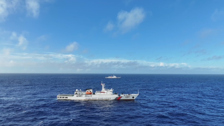 中国海警圆满完成2025年北太平洋公海渔业执法巡航任务_fororder_IMG_8493