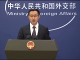 菲公务船侵闯我黄岩岛 外交部：不要挑战中方维护自身合法权益的坚定决心