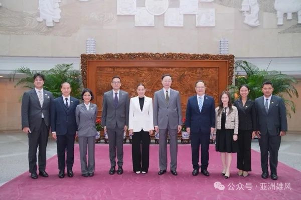 外交部副部长孙卫东会见泰国国会下议院外事委员会代表团_fororder_IMG_1360