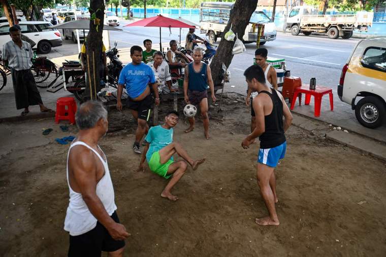 Sepak Takraw: From Village Game to a Cultural Symbol of Southeast Asian Sport_fororder_VCG111571545083