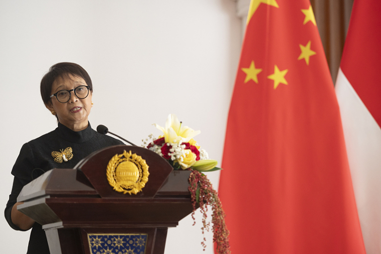 Wang Yi: China to work with ASEAN countries to ensure peace, cooperation in South China Sea Wang Yi: China to work with ASEAN countries to ensure peace, cooperation in South China Sea