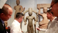 柬埔寨74件流失文物回归