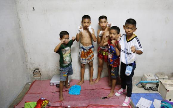 Child Muay Thai in Pattaya: Playmates Turned Rivals in the Ring_fororder_图片13
