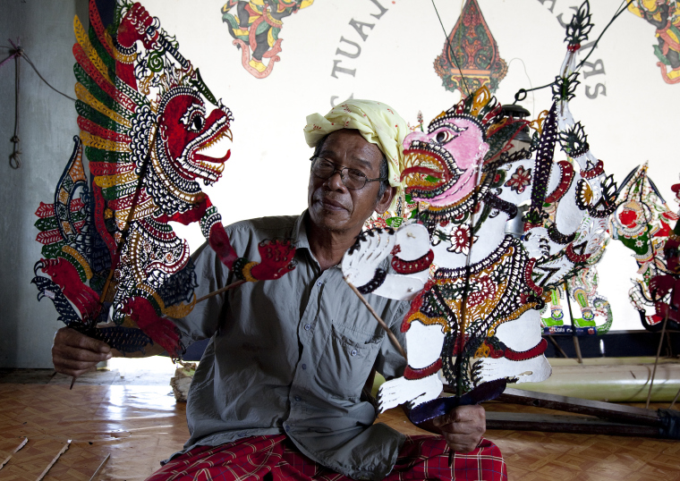 Art at Your Fingertips: A Hidden Map of Southeast Asian Puppetry_fororder_VCG41N174678993