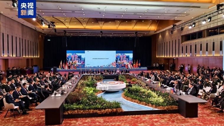 第19届东盟防长会在马来西亚吉隆坡召开_fororder_IMG_8954