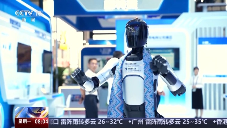 项目签约超500项 进馆人数创新高 一组数据看东博会亮点_fororder_IMG_6412